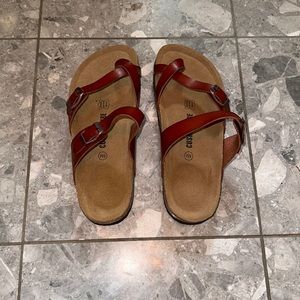 Cushionaire Sandles